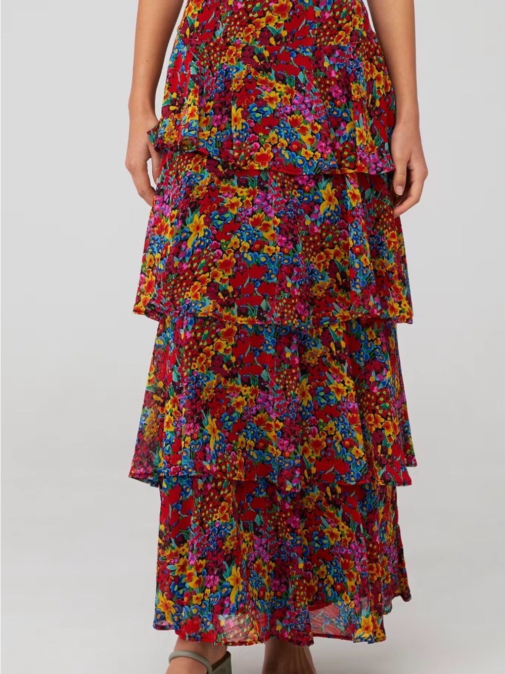 Show me your mumu Floral Tiered Maxi Skirt + Top - Picture 2 of 4